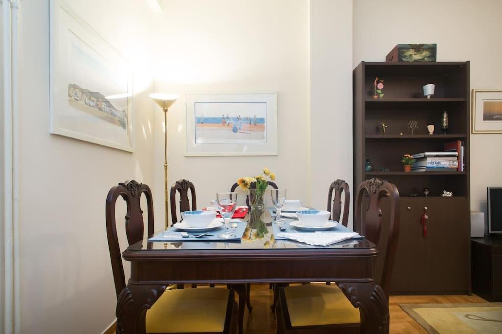 Top-Rated 1-Bedroom Apartment In The Heart Of Atene Esterno foto